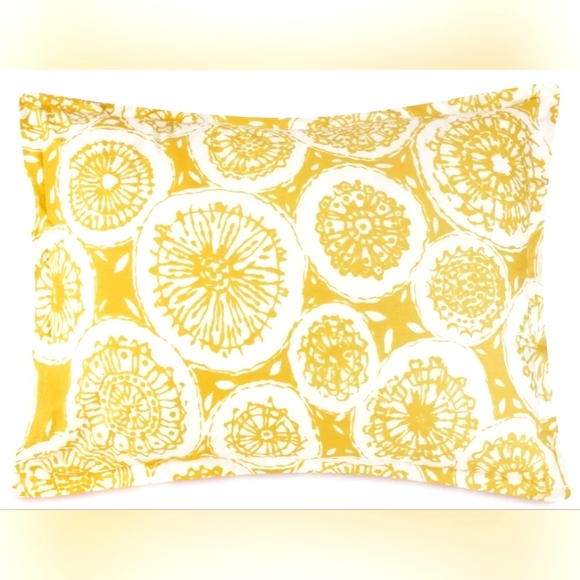 TRINA TURK Star Dots 2-Piece Duvet Cover Set - Twin - Picture 2 of 8